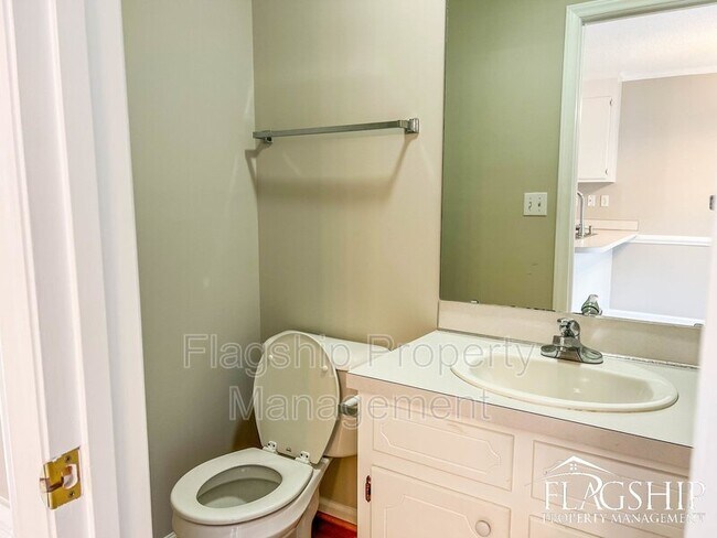 Building Photo - 1035 Spring Forest Rd