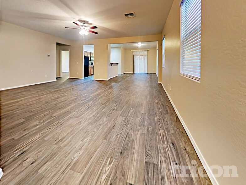 Building Photo - 7107 W St Catherine Ave