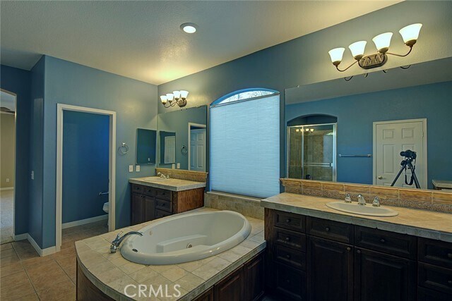 Building Photo - 4520 Garden City Ln