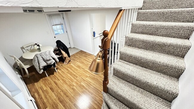 Building Photo - 50 Conant St