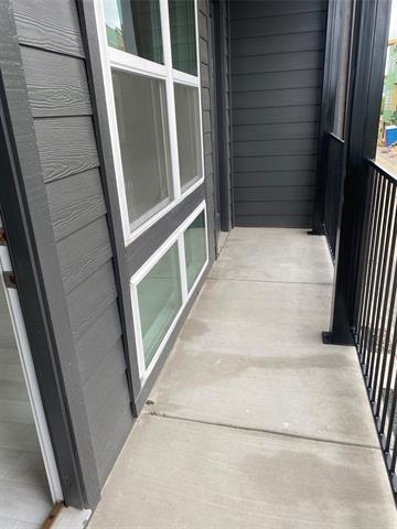 Building Photo - 2654 Carolwood Ln