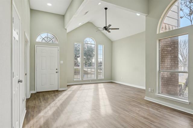 Building Photo - 1201 Cypress Dr