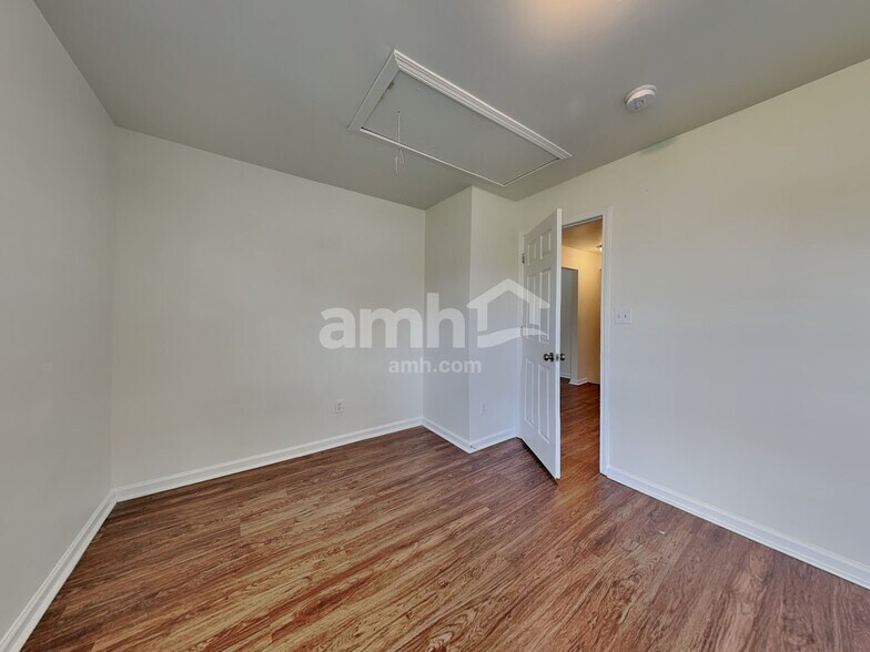 Building Photo - 3672 Watkins Ridge Ct