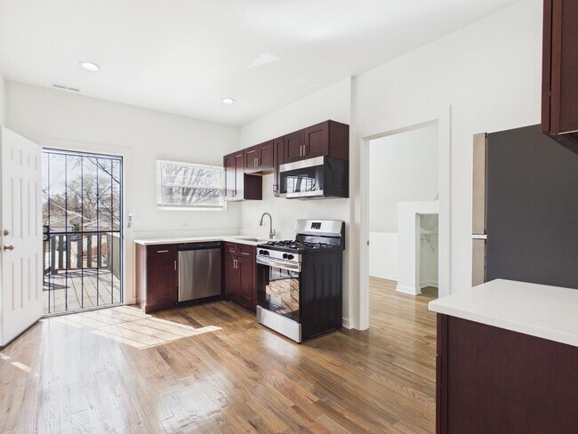 Building Photo - 398 W Lincoln Hwy