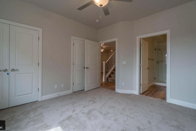 Building Photo - 527 N 550 W