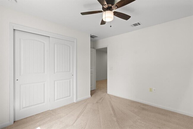 Building Photo - 11104 Mickelson Dr