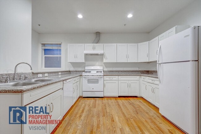 Interior Photo - Westlake Park Square Apartments