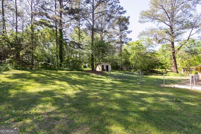 Building Photo - 3720 Sunny Hill Dr