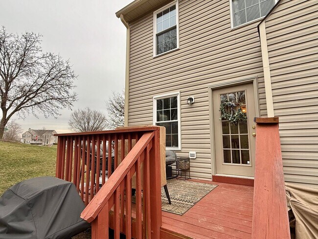 Building Photo - 602 Hamilton St