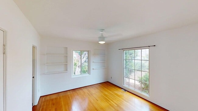 Building Photo - 750 F Ave