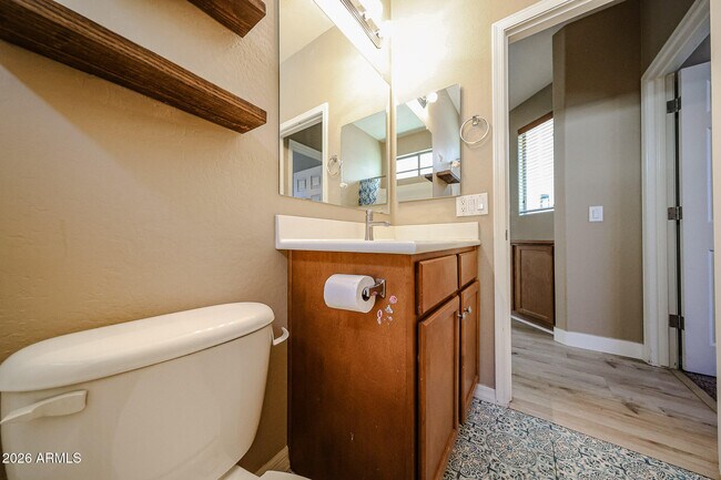 Building Photo - 5020 W Gary Way