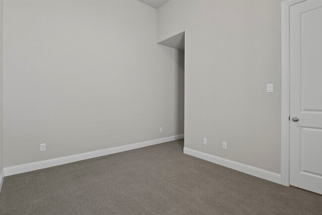 Building Photo - 1314 20th St