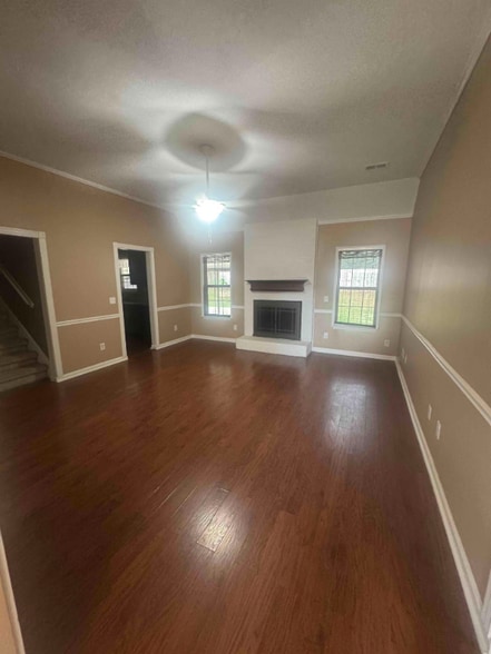 Building Photo - 208 Golden Eagle Dr