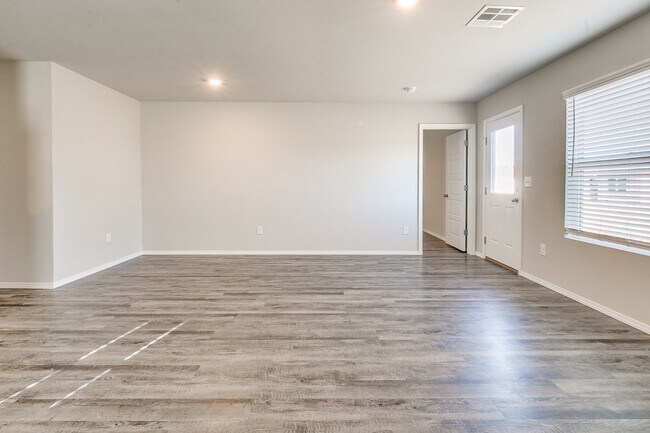 Building Photo - 12013 SW 32nd St