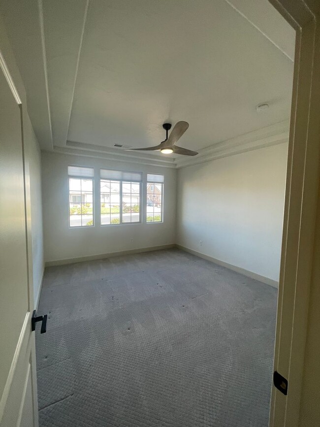 Building Photo - Immaculate 1 Bedroom, 1 Bathroom Casita in...