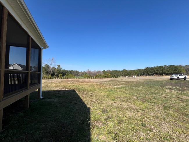 Building Photo - Modern 3BD, 2.5BA Youngsville Home with Go...