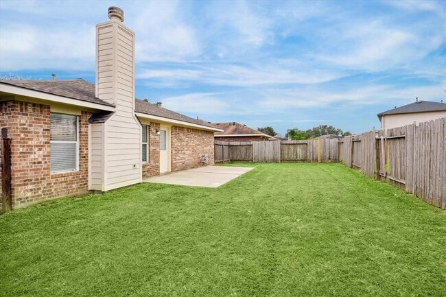 Building Photo - 5819 Horse Prairie Dr