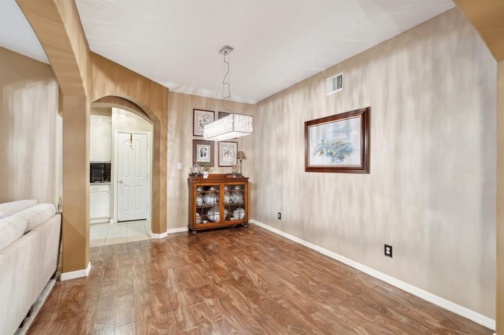 Building Photo - 7606 N Linpar Ct