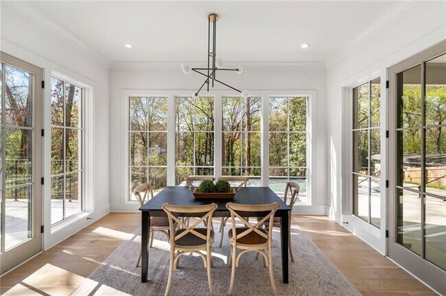 Building Photo - 1074 Moores Mill Rd NW