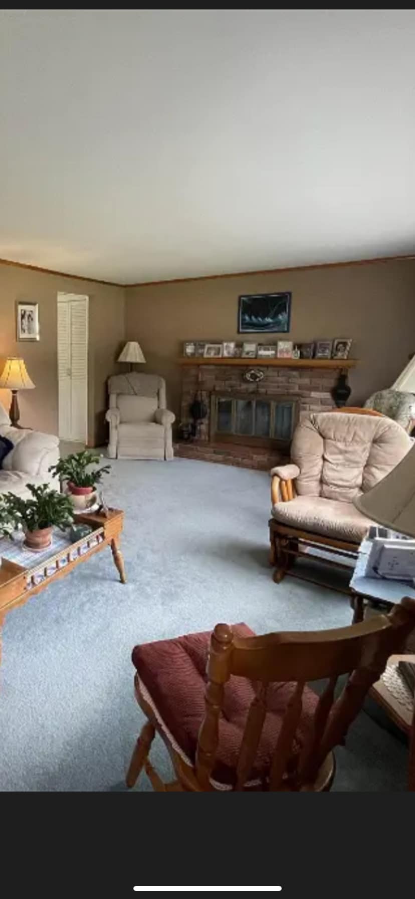 Living room - 10 Richard St