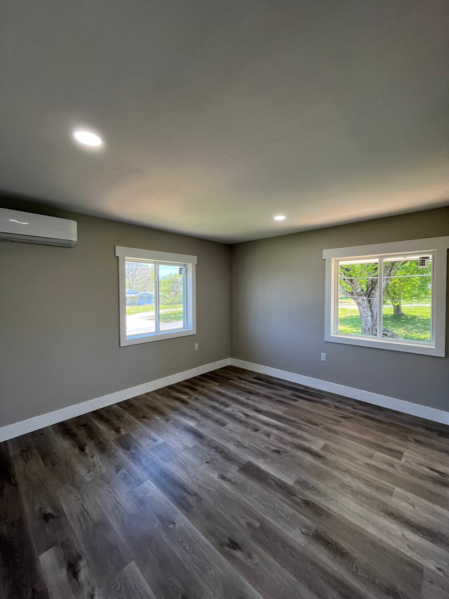 Building Photo - 971 Shannon Dr