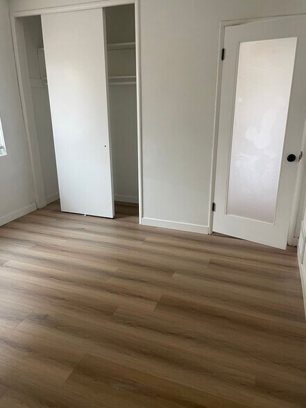 Primary Photo - 4247 W Slauson Ave