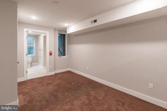 Building Photo - 1020 S 53rd St