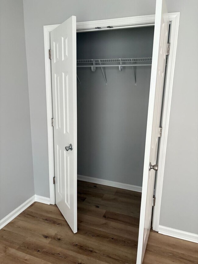 Building Photo - 1404 Georgia Ave SE