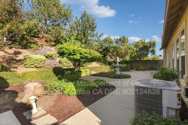 Building Photo - 1143 Bevinger Dr