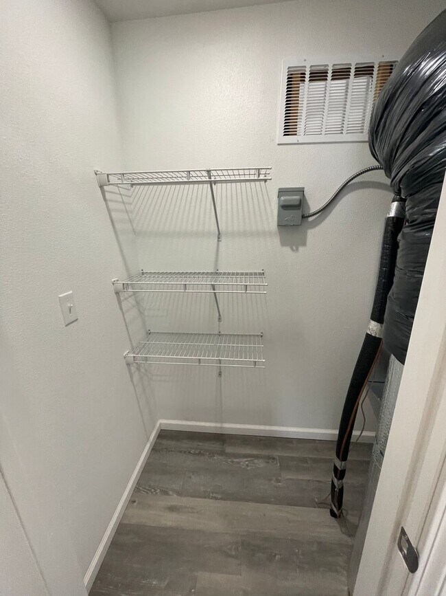 Building Photo - Townhomes Now Available in Strafford MO!