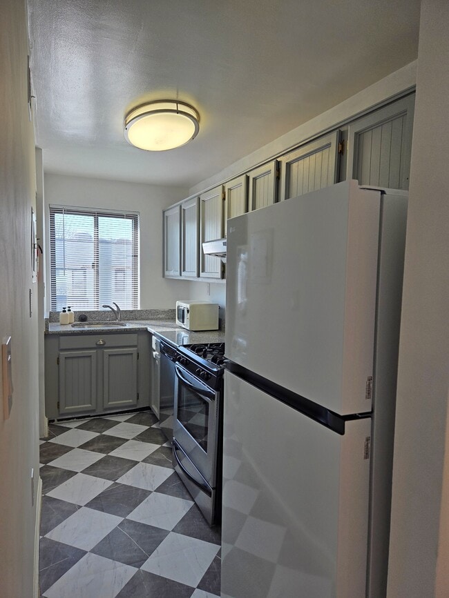 Building Photo - 2604 Tunlaw Rd NW