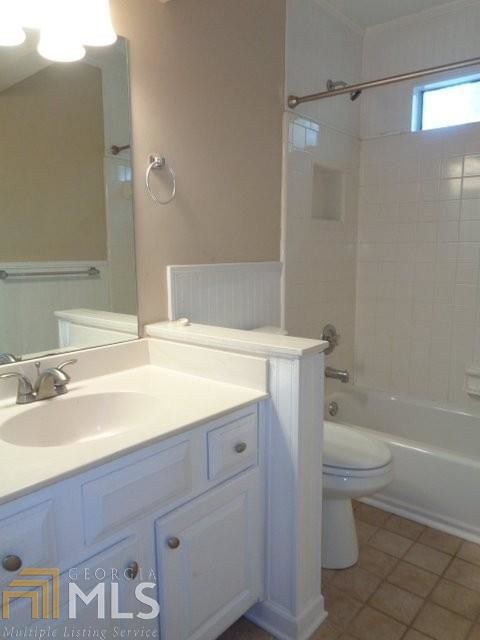 Building Photo - 806 Ridge Creek Ln