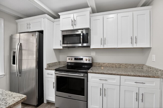 Building Photo - 8512 Rose Marie Dr