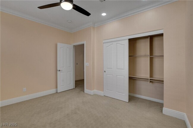 Building Photo - 493 Grassrange Ln