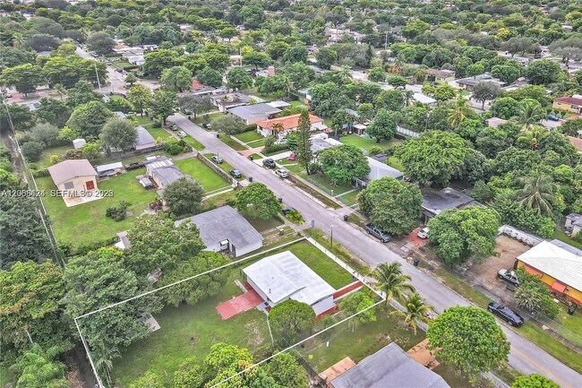Building Photo - 1175 NW 133rd St