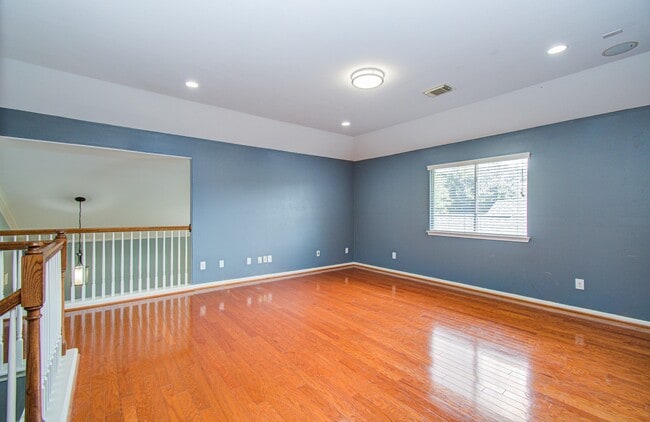Building Photo - 6307 S Wintersage Ln