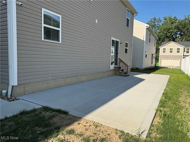 Building Photo - 3366 Wind Song Ln