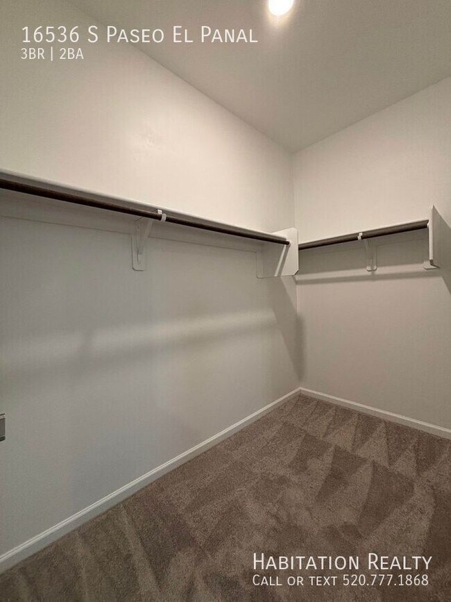 Building Photo - 16536 S Paseo El Panal