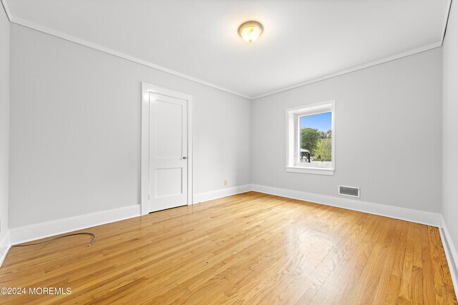 Building Photo - 314 NJ-34