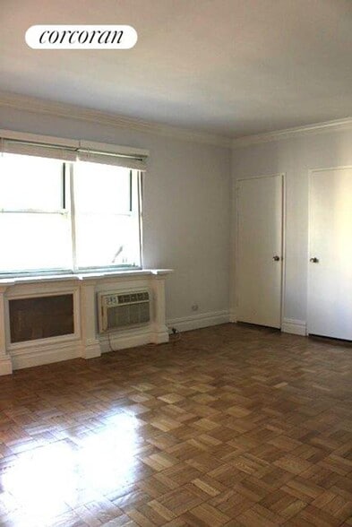 Building Photo - 301 E 66th St