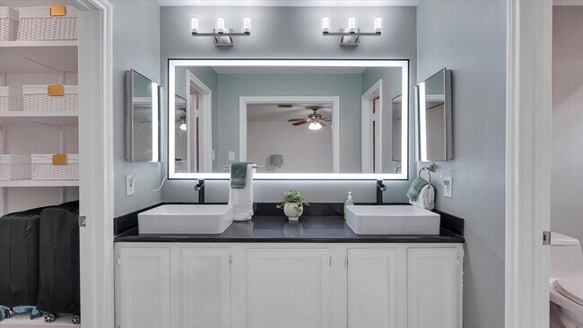 Building Photo - 2608 Bering Dr