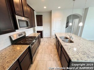 Building Photo - 9034 Holland Pk