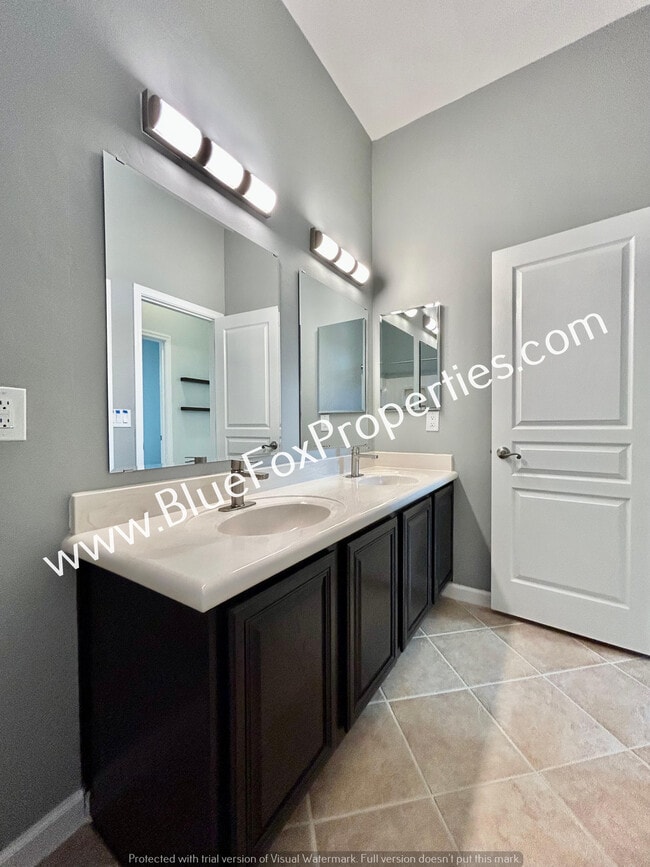Building Photo - 12841 N Cactus Terrace Pl