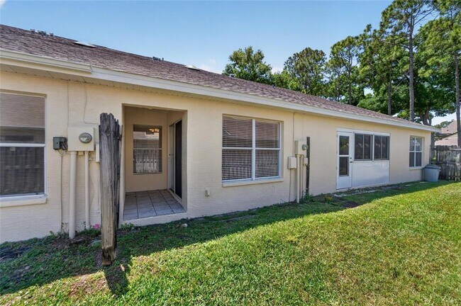 Building Photo - 658 Green Valley Rd