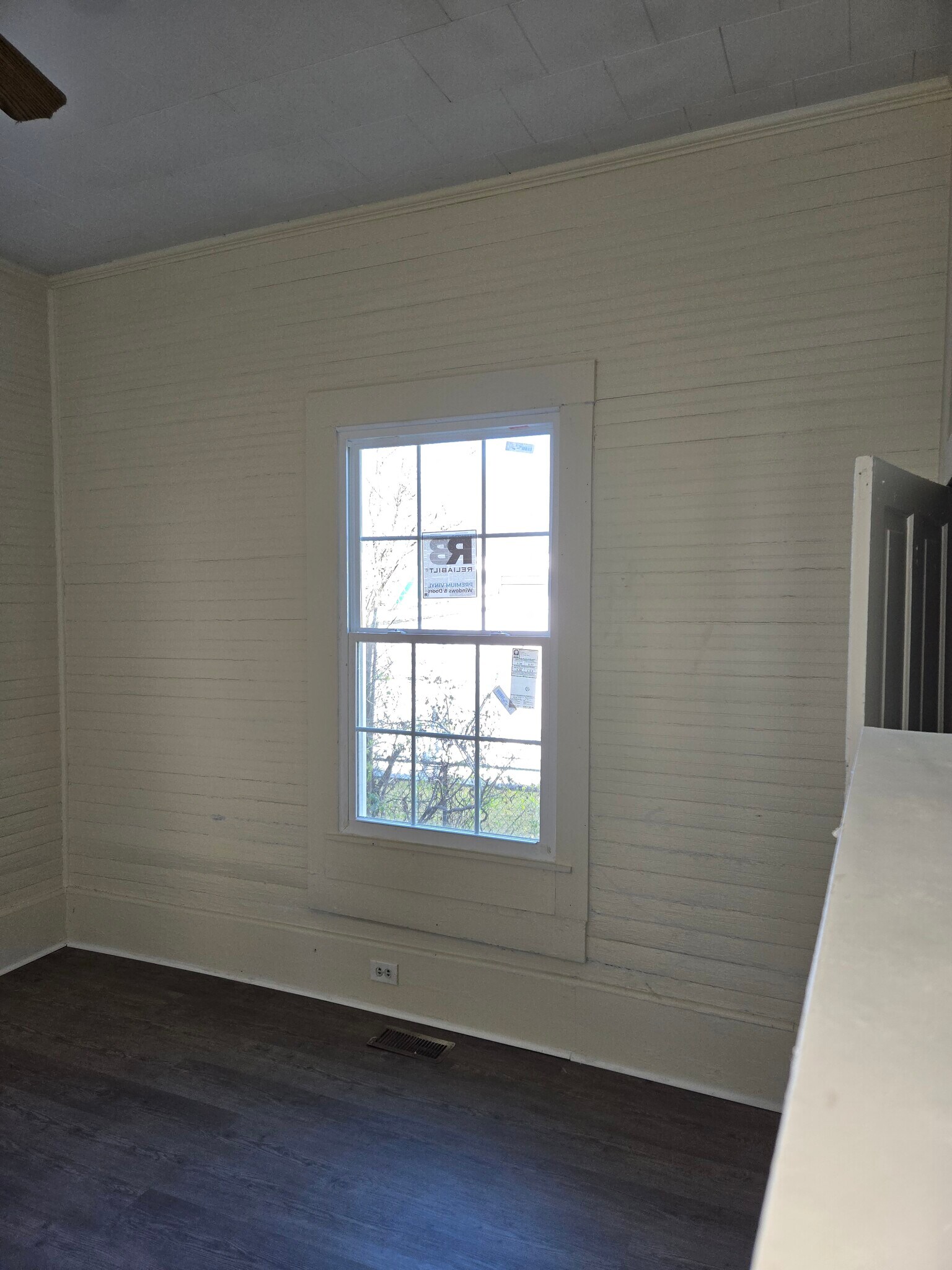 Building Photo - 203 Bailey St