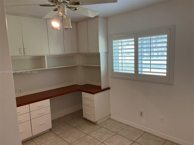 Building Photo - 4181 Silver Sword Ct