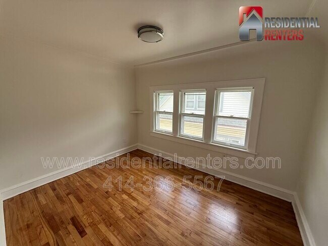 Building Photo - 3031 N 60th St