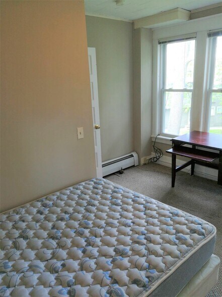 Building Photo - 308 Fairmount Ave