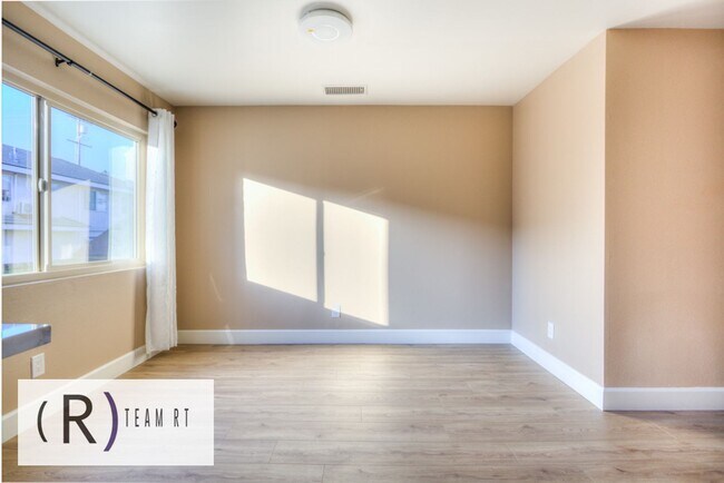 Building Photo - Gated Community and Lovely Condominum in Almansor Park Estates