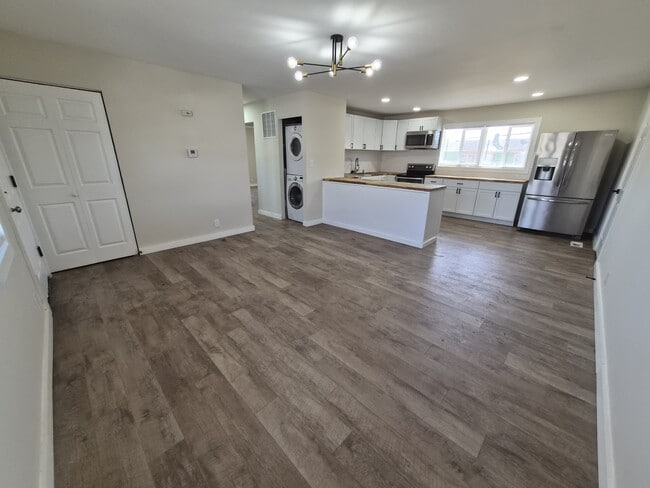 Building Photo - 8515 Georgiana Ln